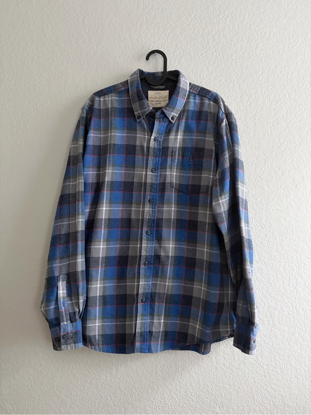Weatherproof Men's Blue and Gray Plaid Button-Down Shirt